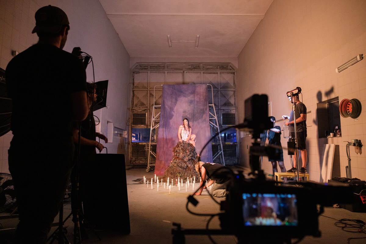 Making of 10 de Ingrid Manzini – Única