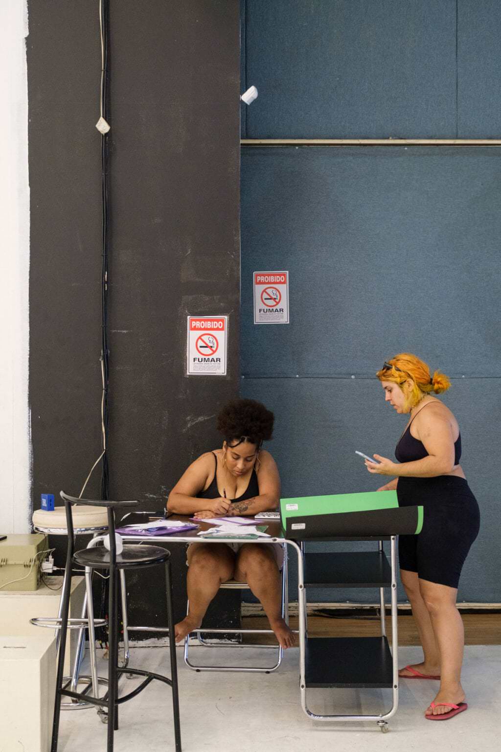 Making of 44 de Montagem do set do clipe Brisa da Boa da Kamatos